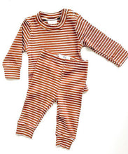 Afbeelding in Gallery-weergave laden, Stripey Set (shirtje &amp; broekje) - MiniMidi
