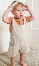 Afbeelding in Gallery-weergave laden, Summer Jumpsuit - MiniMidi
